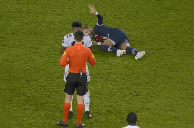 亚博体育-Ming遭遇五连败，巴黎圣日耳曼教练面临压力！的简单介绍