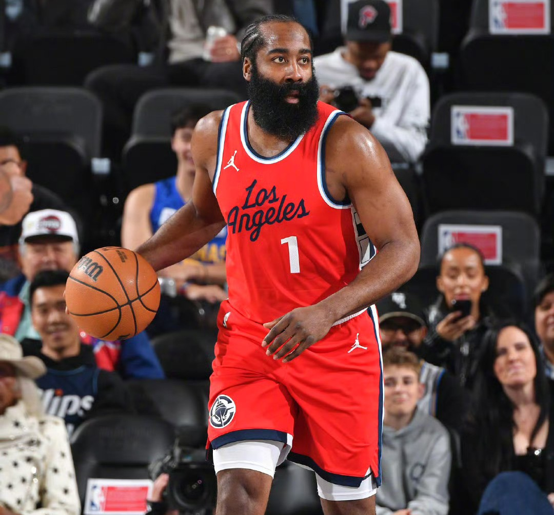 亚博体育-包含哈登连续十二场比赛得分超过挺进下一轮，篮网挑战极限！的词条