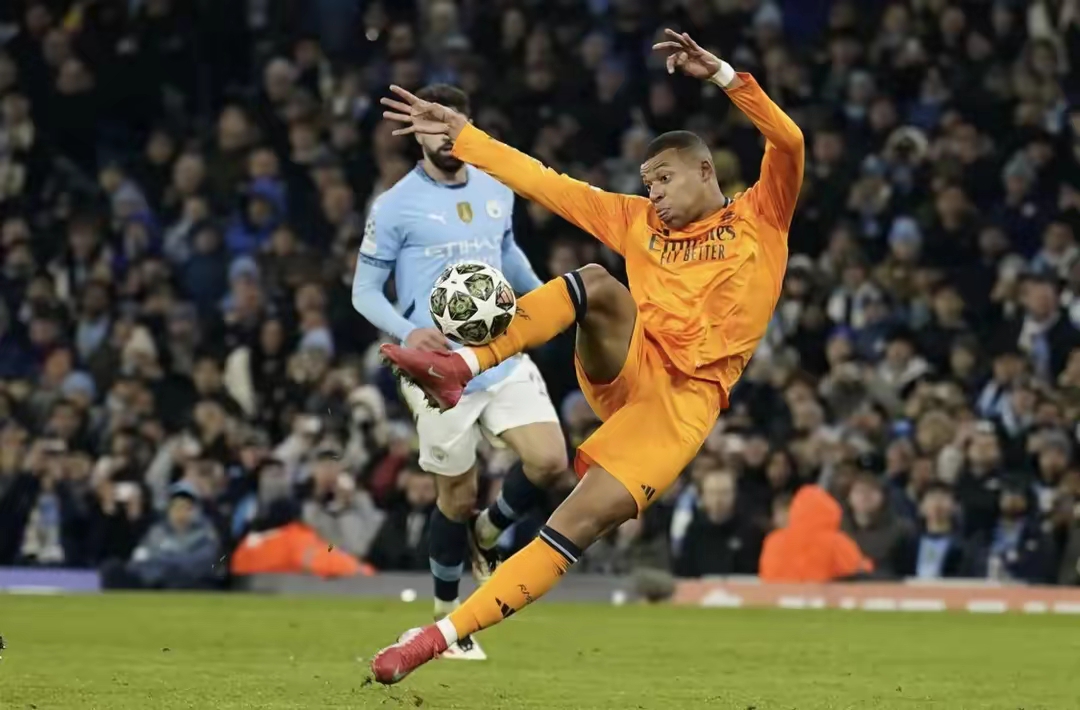 亚博-哈兰德爆冷击败巴黎圣日耳曼，惊险取胜引爆全场！的简单介绍